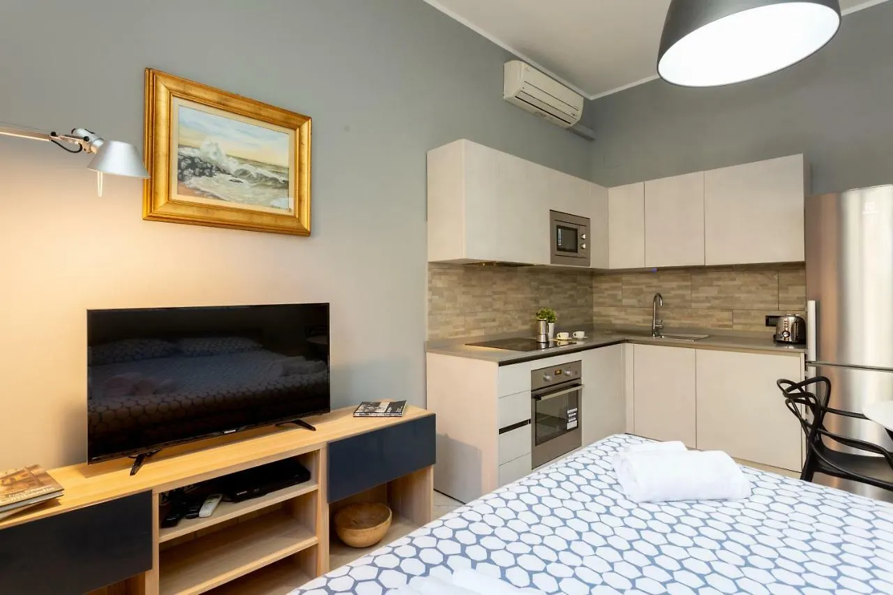 The Best Rent - Cozy Studio Apartment In Milan Downtown